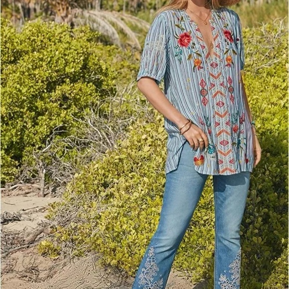 Johnny Was Embroidered Cara Puff Sleeve Effortless Floral Tunic Top Sz XXS - Picture 3 of 9